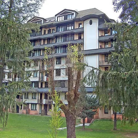 Pierre & Le Chamois Blanc Apart Otel 3*