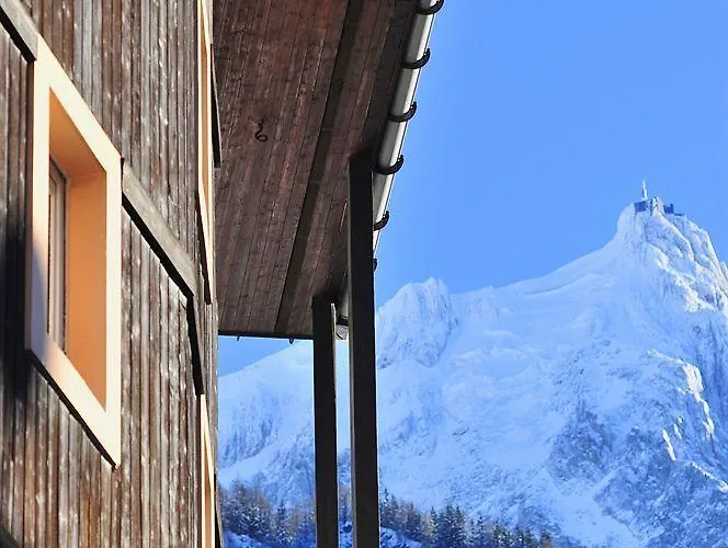 Pierre & Le Chamois Blanc Apart Otel 3*