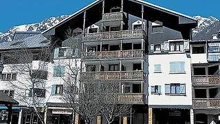 Pierre & Le Chamois Blanc Apart Otel Chamonix