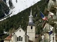 Pierre & Le Chamois Blanc Apart Otel