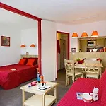 Hotel apartamentowy Pierre & Le Chamois Blanc 3*