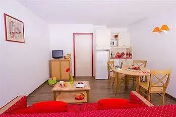 Pierre & Le Chamois Blanc Aparthotel 3*