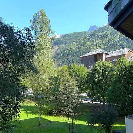 Pierre & Le Chamois Blanc Aparthotel Chamonix